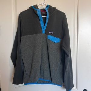 Patagonia men’s fleece half button up pullover great condition
